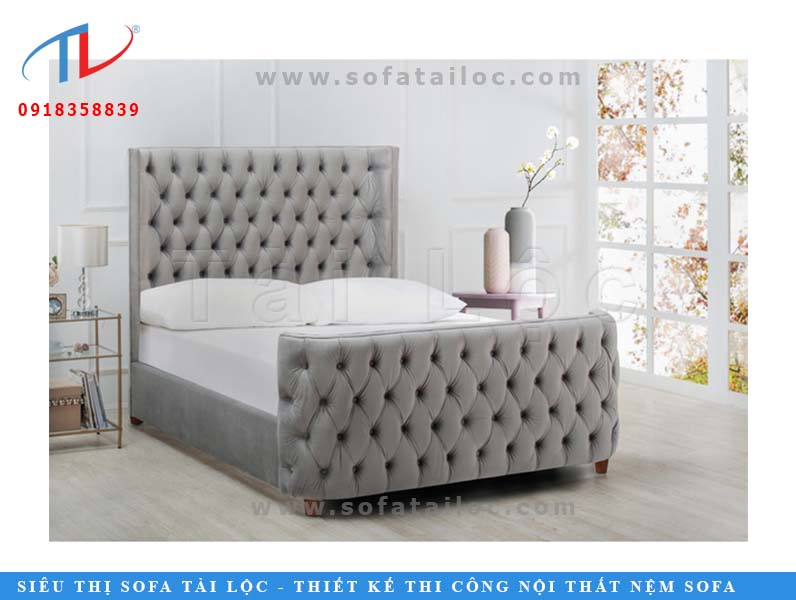 Mẫu sofa giường bọc nệm cao cấp với gam màu xám đem lại nét đẹp hiện đại cho không gian.