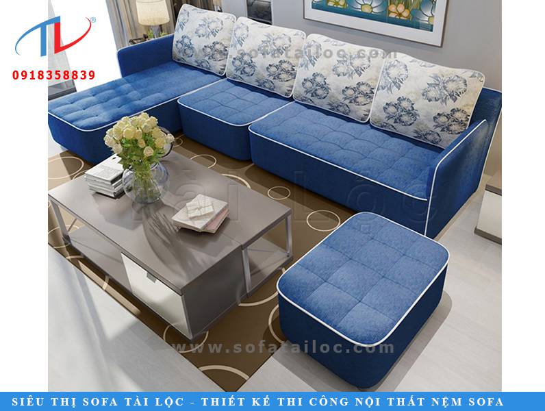 Những mẫu ghế phòng khách nhập khẩu bọc vải đem đến sự thoải mái và êm ái cho người sử dụng.